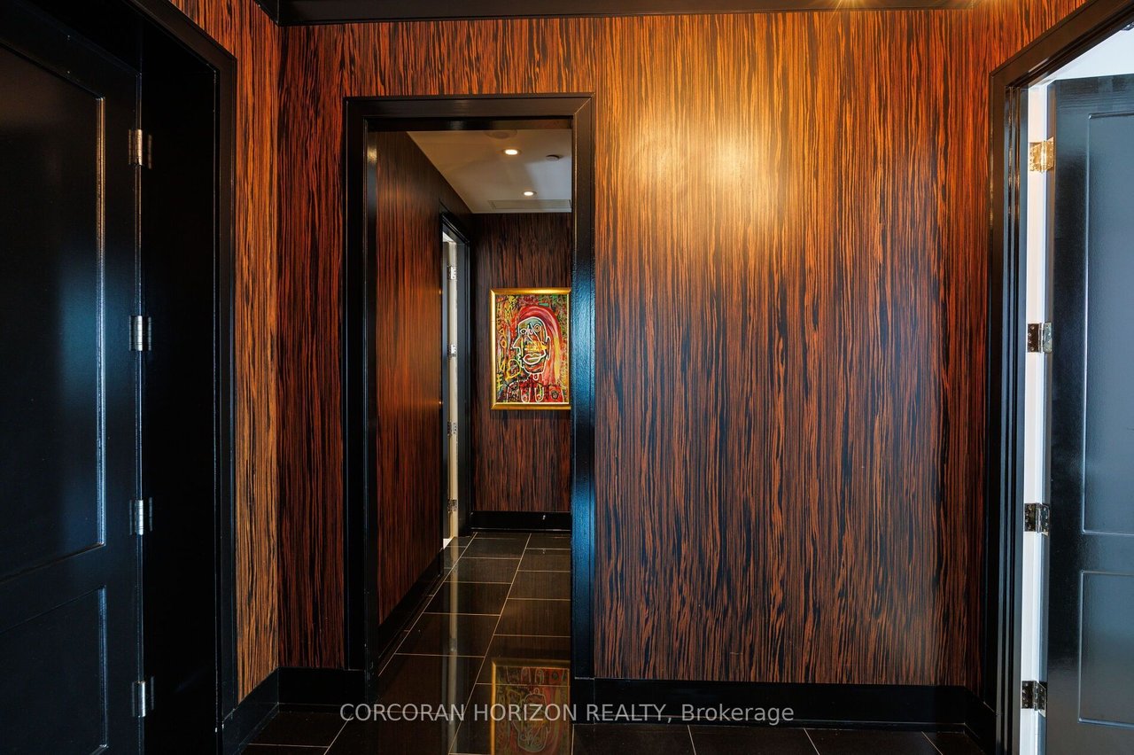 LUXURY AT THE RITZ RESIDENCES