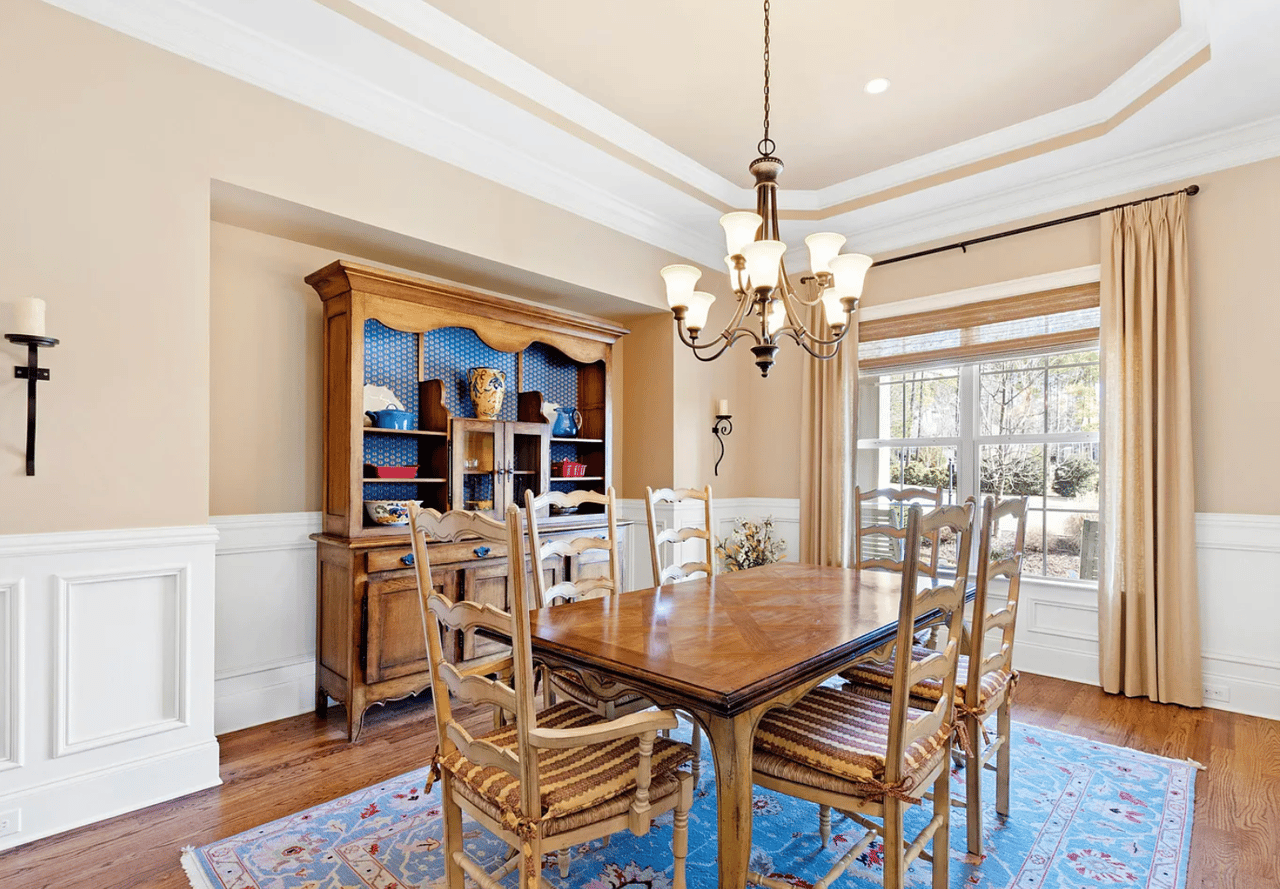 516 Nickel Creek Cir