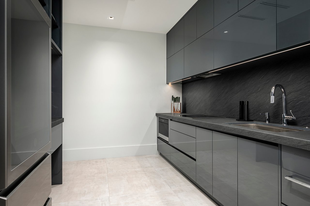 10784 E PINNACLE PEAK Road