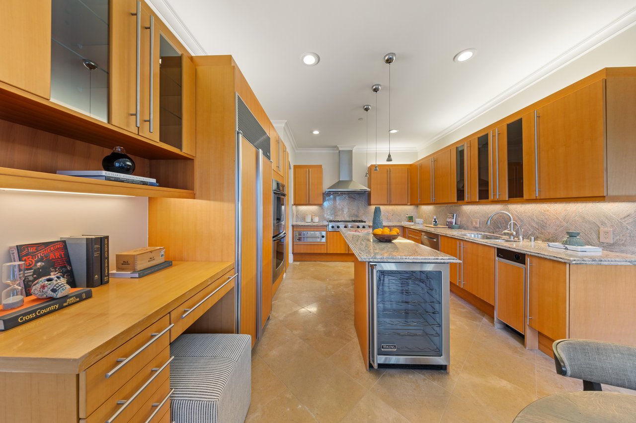 62 De Silva Island Drive Mill Valley