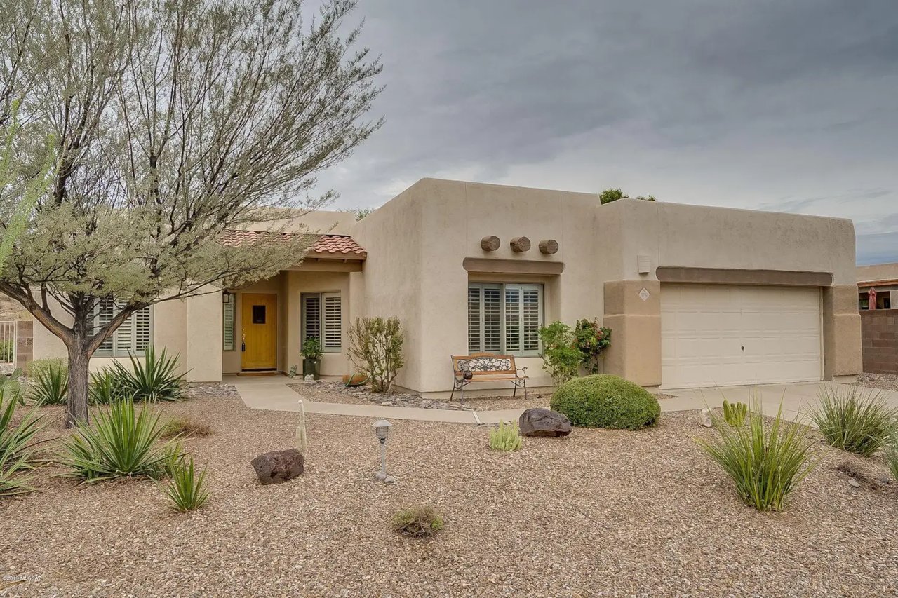 11761 N Pyramid Point Dr