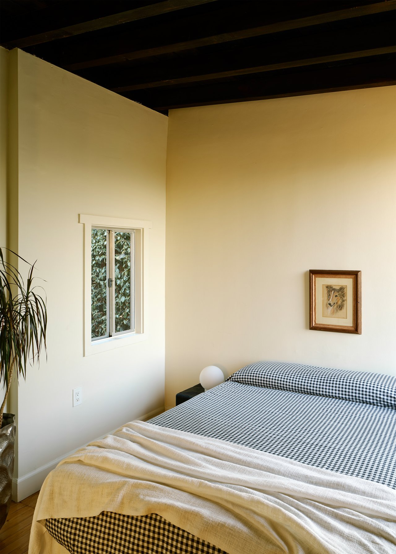 11764 Laurelcrest Drive in Studio City