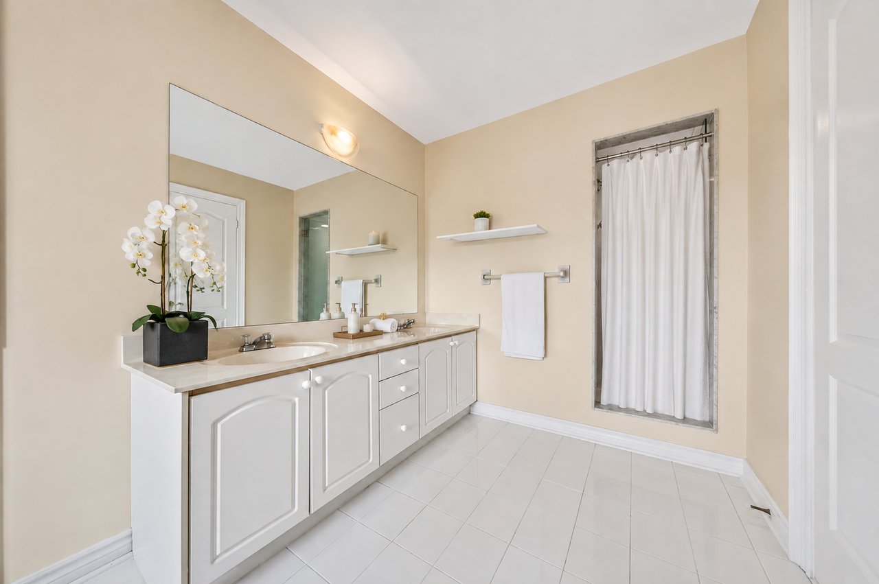 19 Springbrook Dr