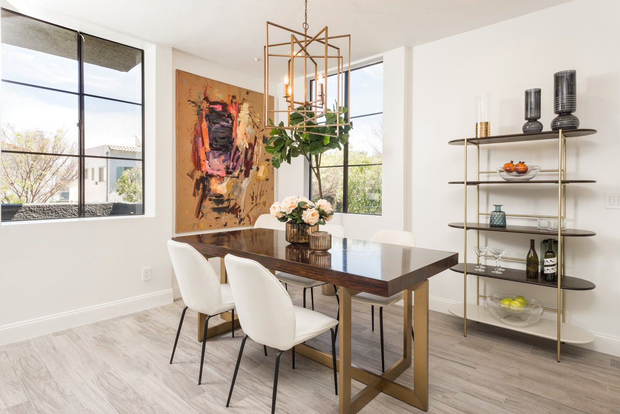 235 South Reeves Drive