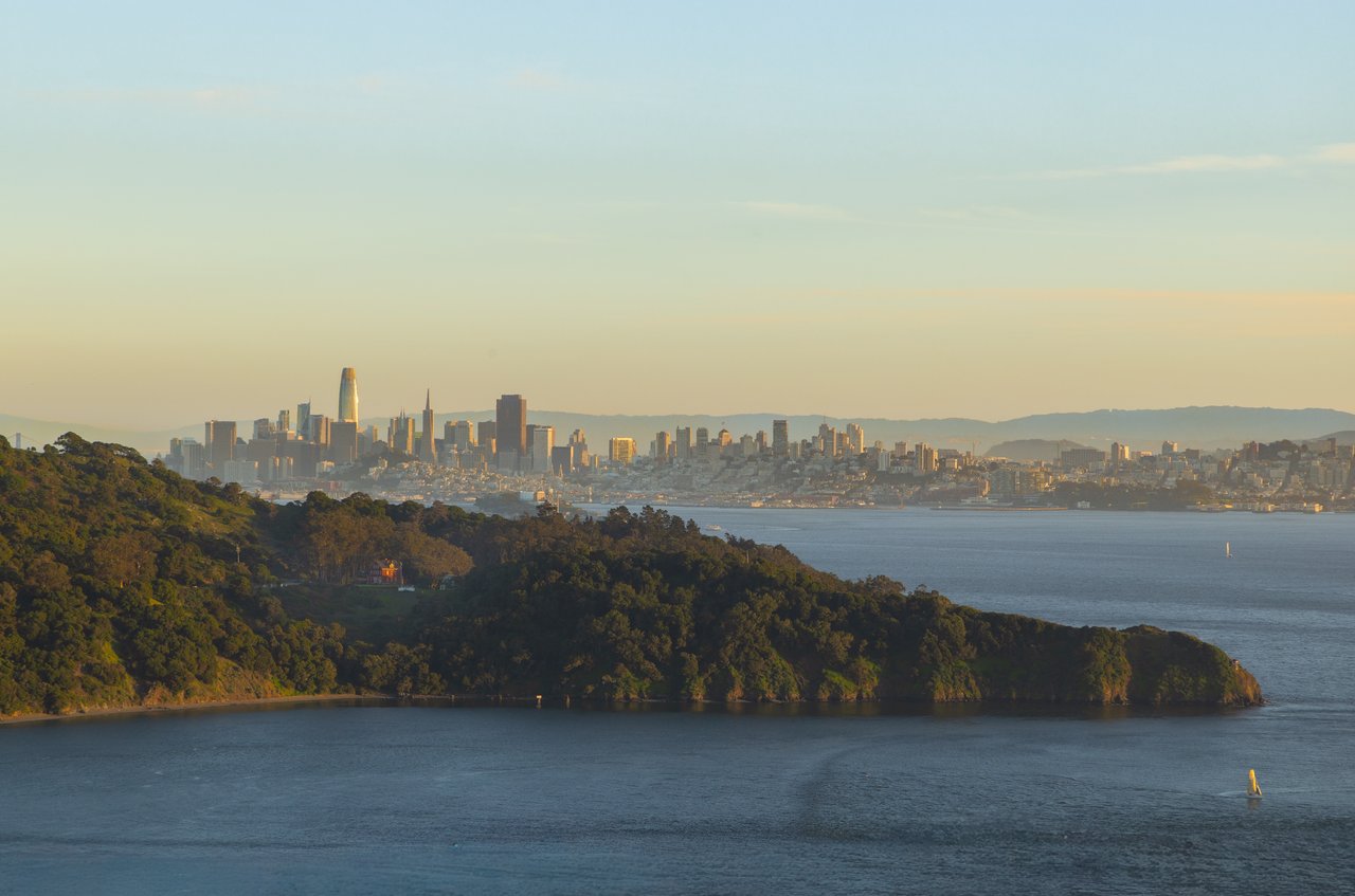Sweeping Views of San Francisco and the Golden Gate Bridge