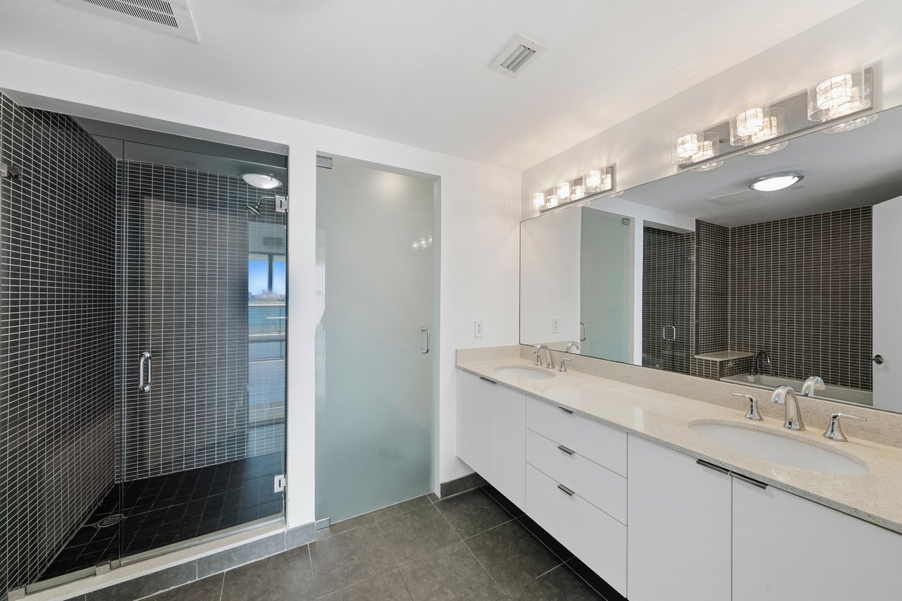 Cielo on the Bay 504