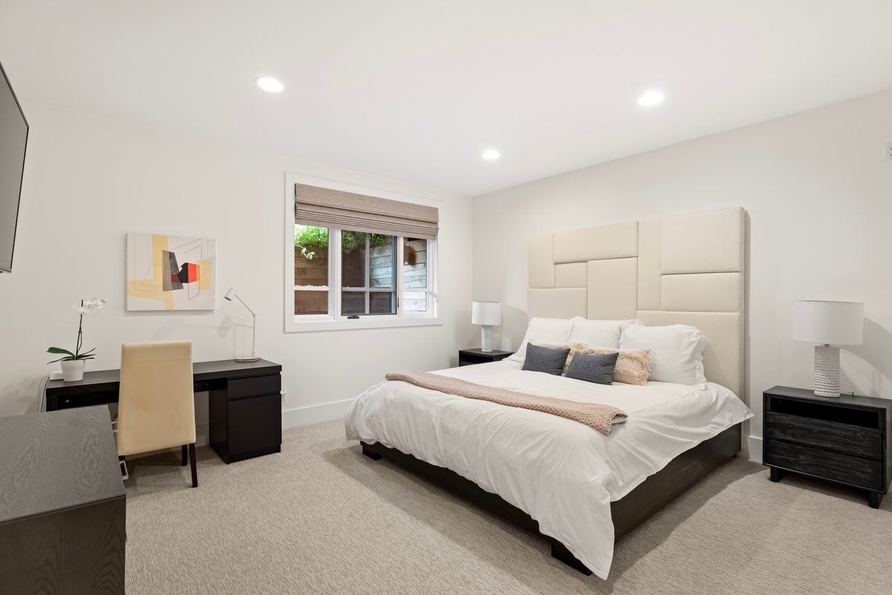 Beautiful Mountain Contemporary Townhome in Aspen Central Core