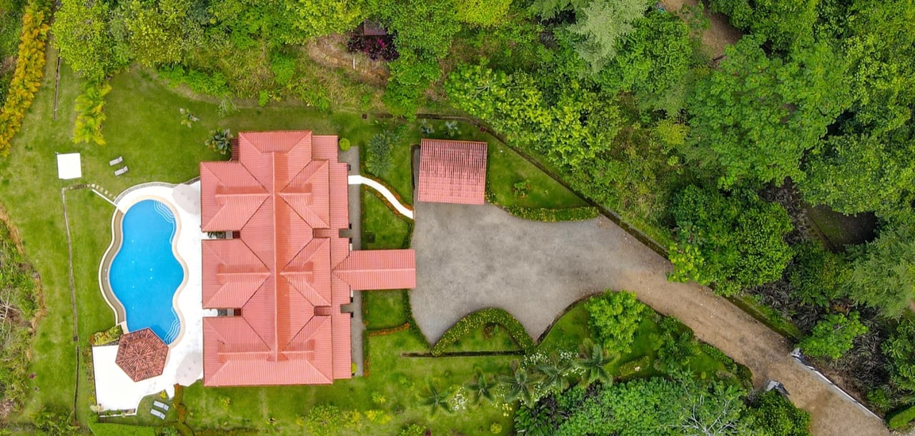 Ocean-View Luxury Home in Ojochal with Sunset Views and Retreat Potential