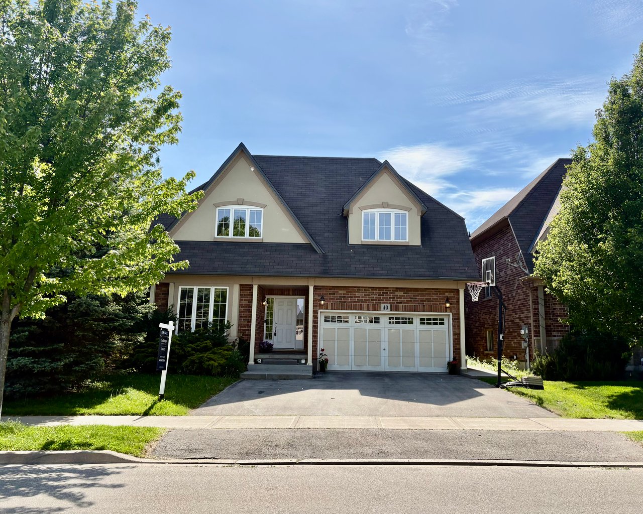 40 Maplevale Drive