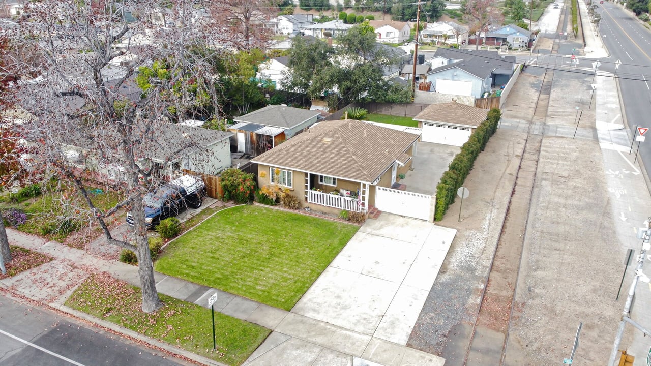 1481 Bonita Avenue