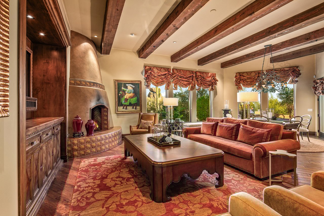 7311 E ARROYO HONDO Road