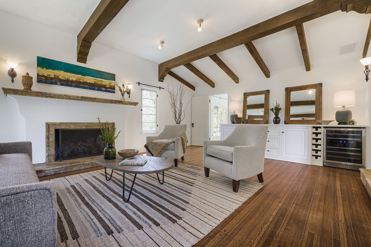 516 E Stocker Street