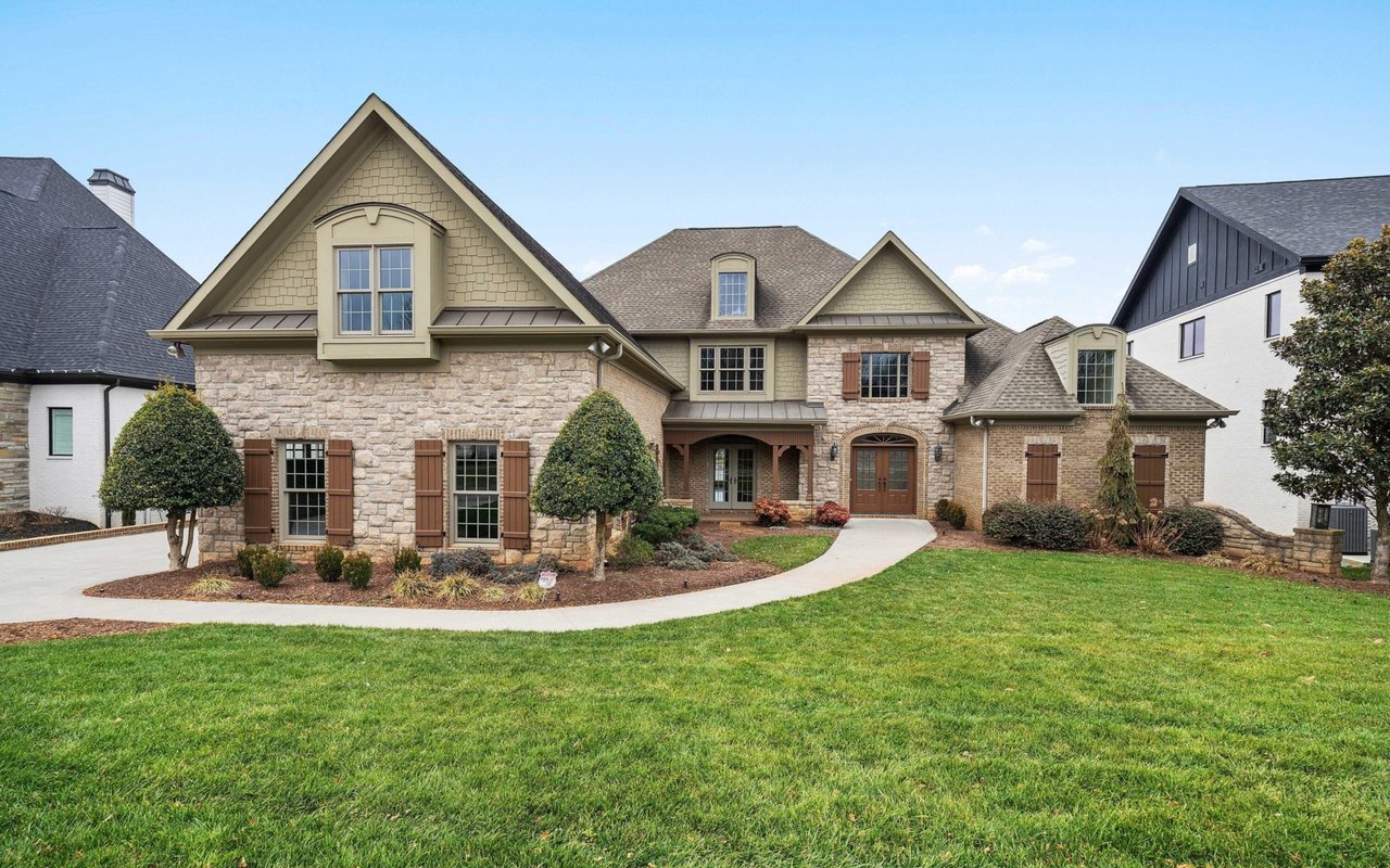 Wallace Luxury Spotlight | 1403 Charlottesville Boulevard Knoxville, TN 37922