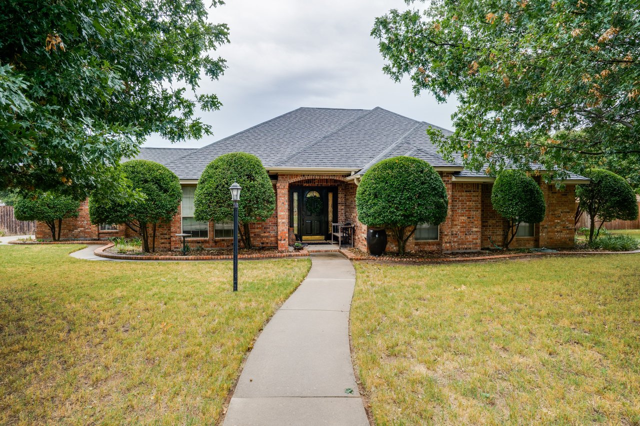 1100 Oriole Lane
