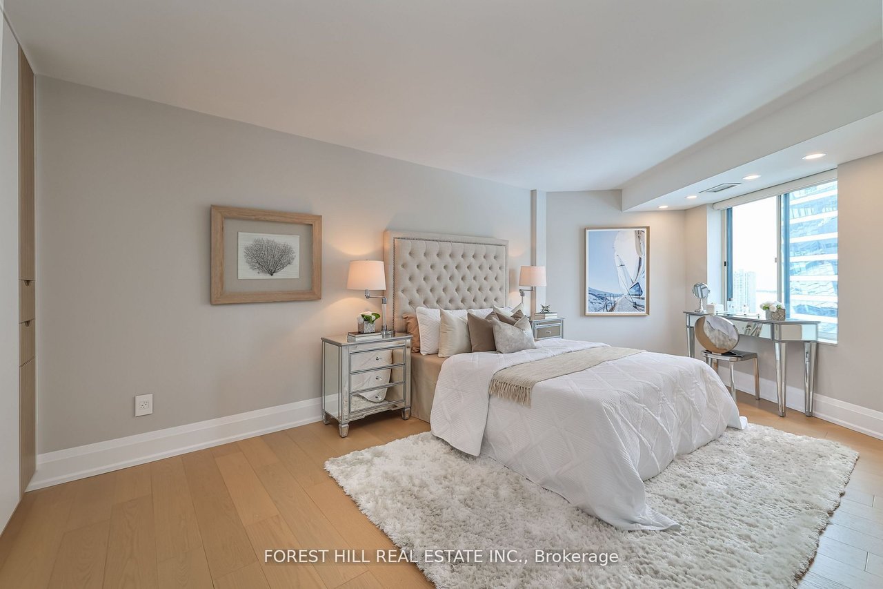 LOWER PENTHOUSE IN THE FINANCIAL DISTRICT