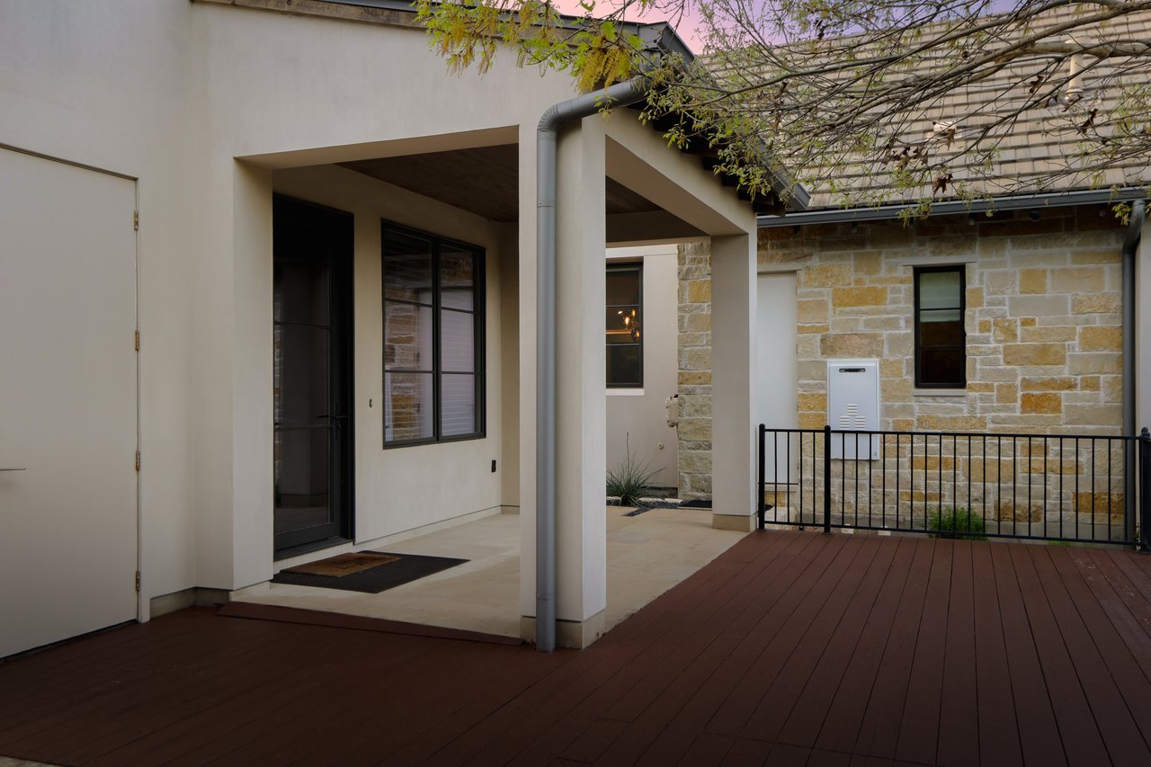 4717 Peralta Lane