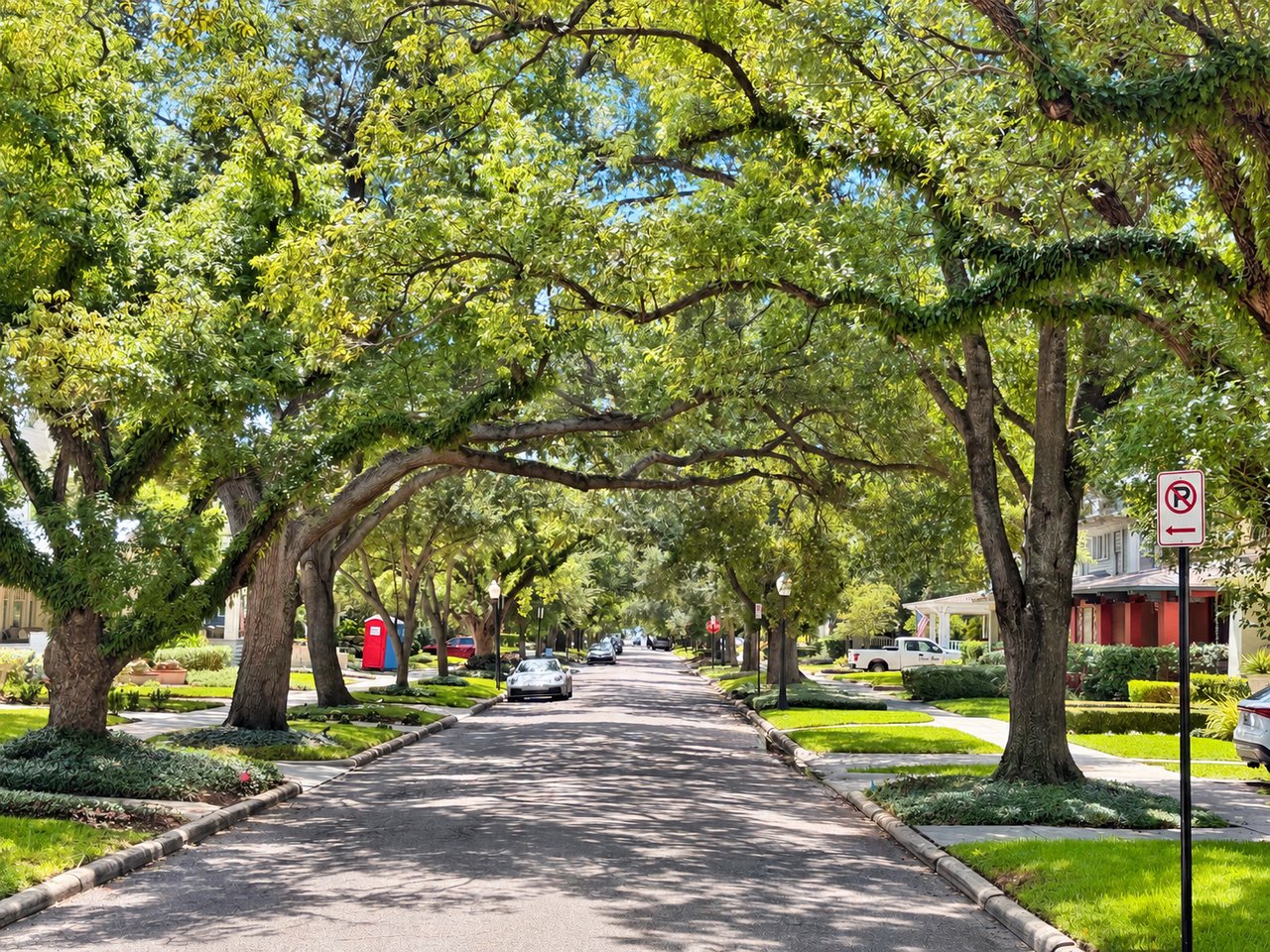 HYDE PARK