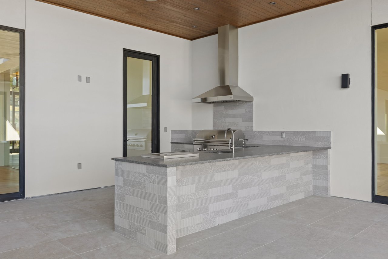 11917 Yaupon Holly Lane 