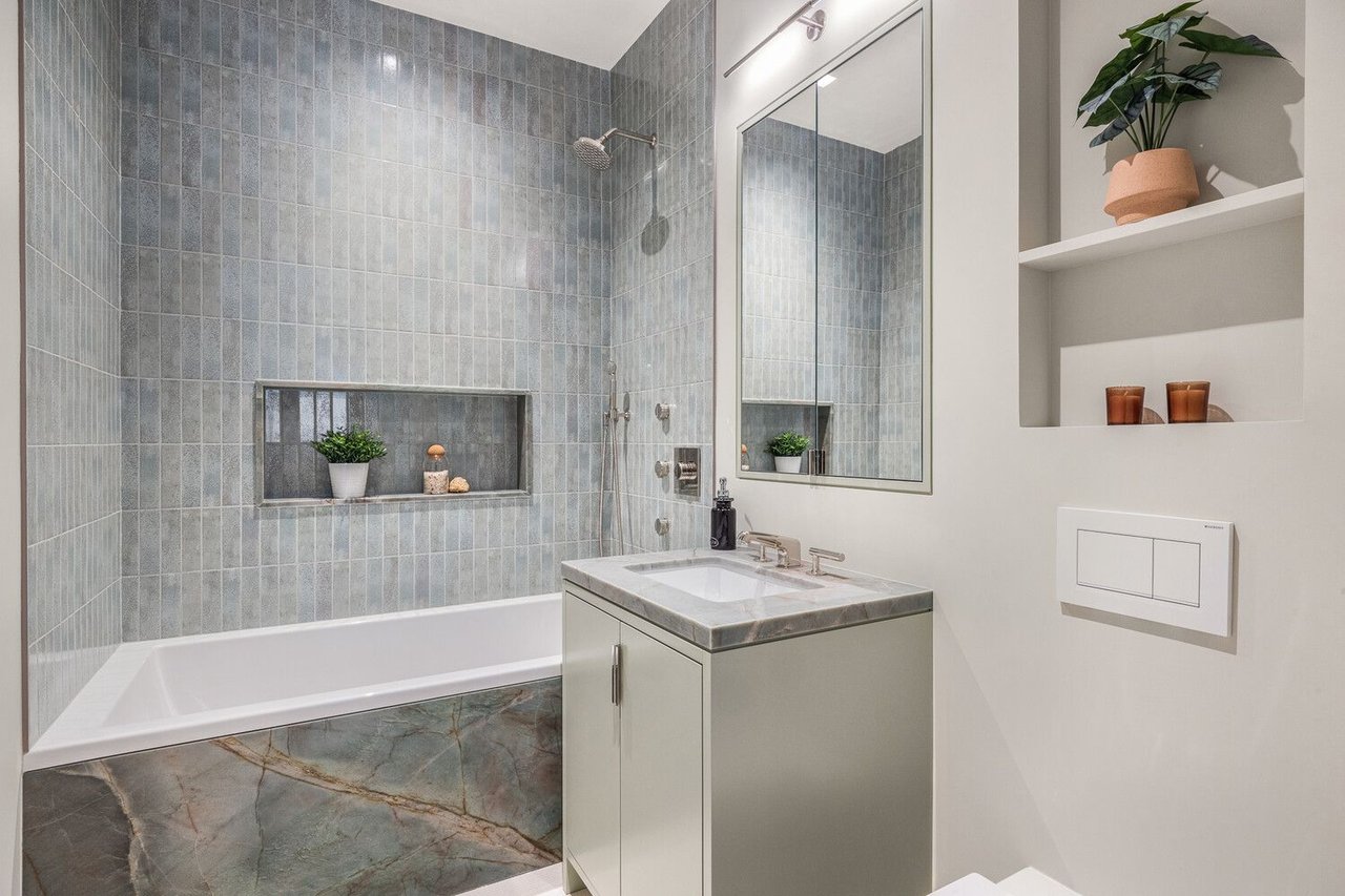 286 Spring Street, #2