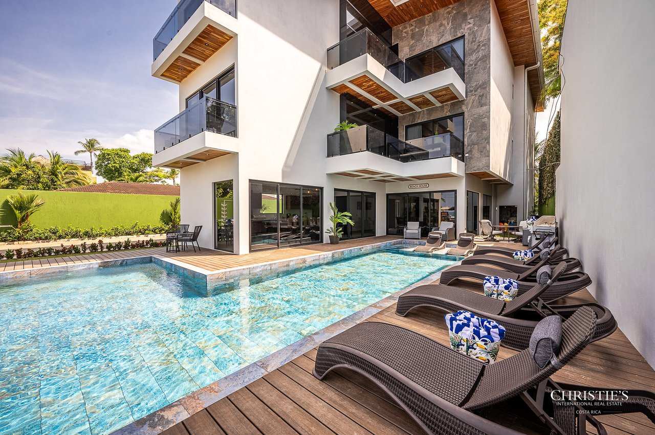 A Private Collection of Five Luxury Beachfront Villas - Rio Mar