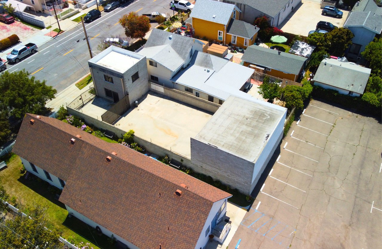 1212 Coolidge Ave