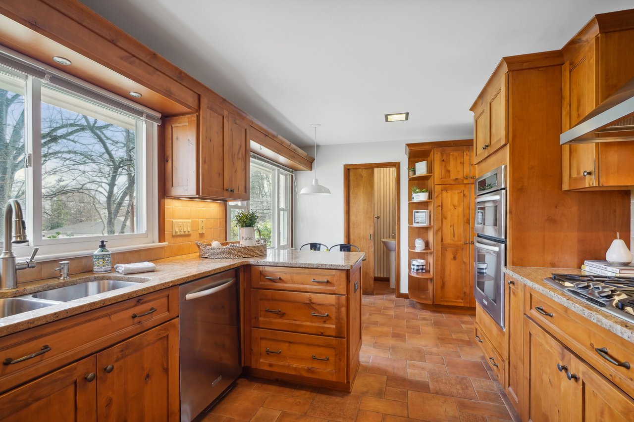 31 Glenside Dr