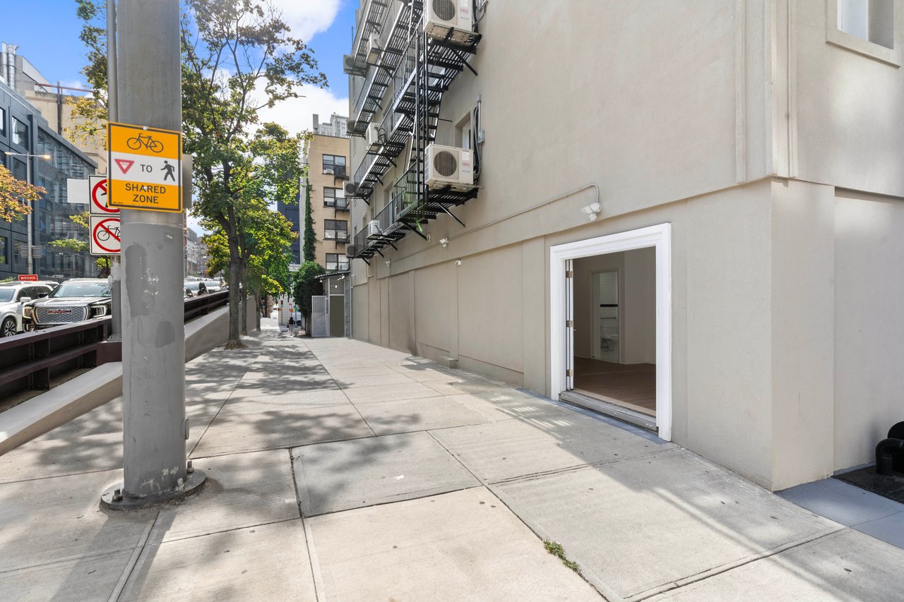 318 East 62nd Street