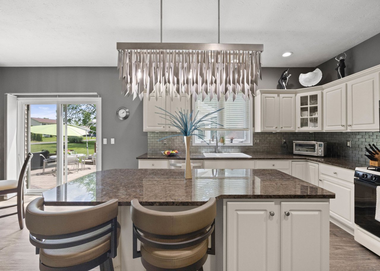 Updated Webster Colonial with Modern Style, Outdoor Living & Cul-De-Sac Location