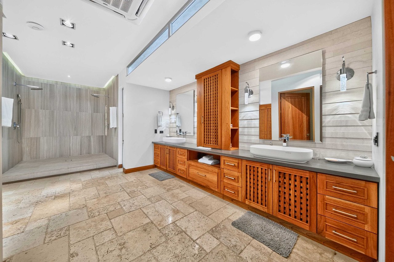 Luxury Ocean View Home