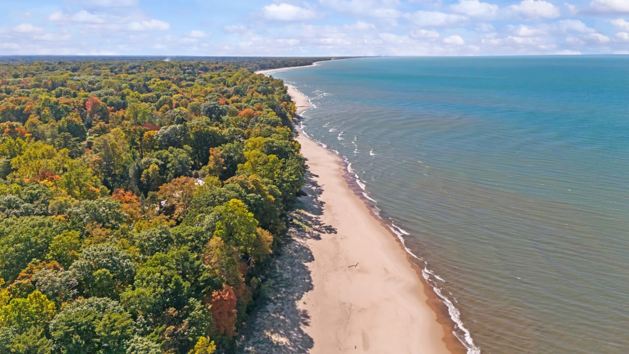 14657 Lakeshore Road