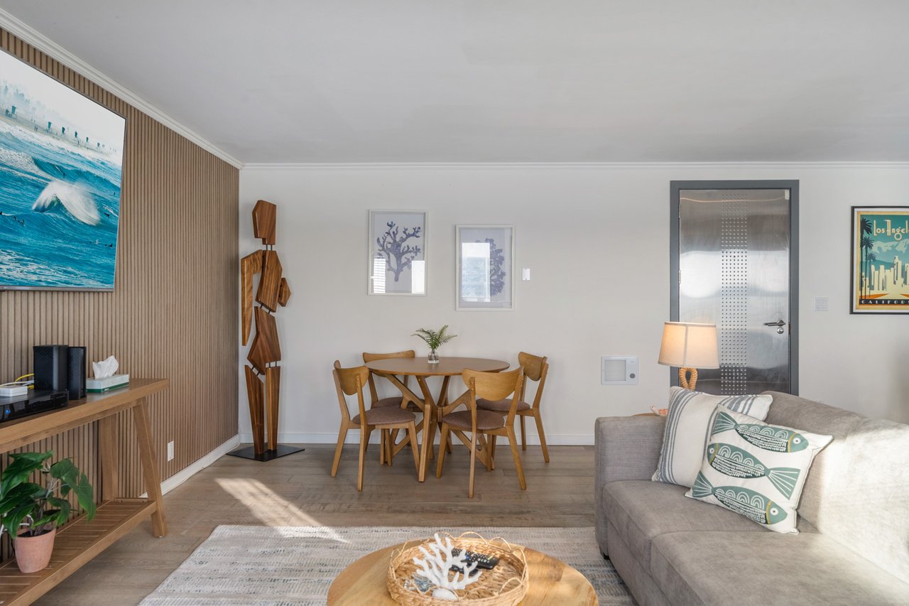 Pacific Retreat 🌊