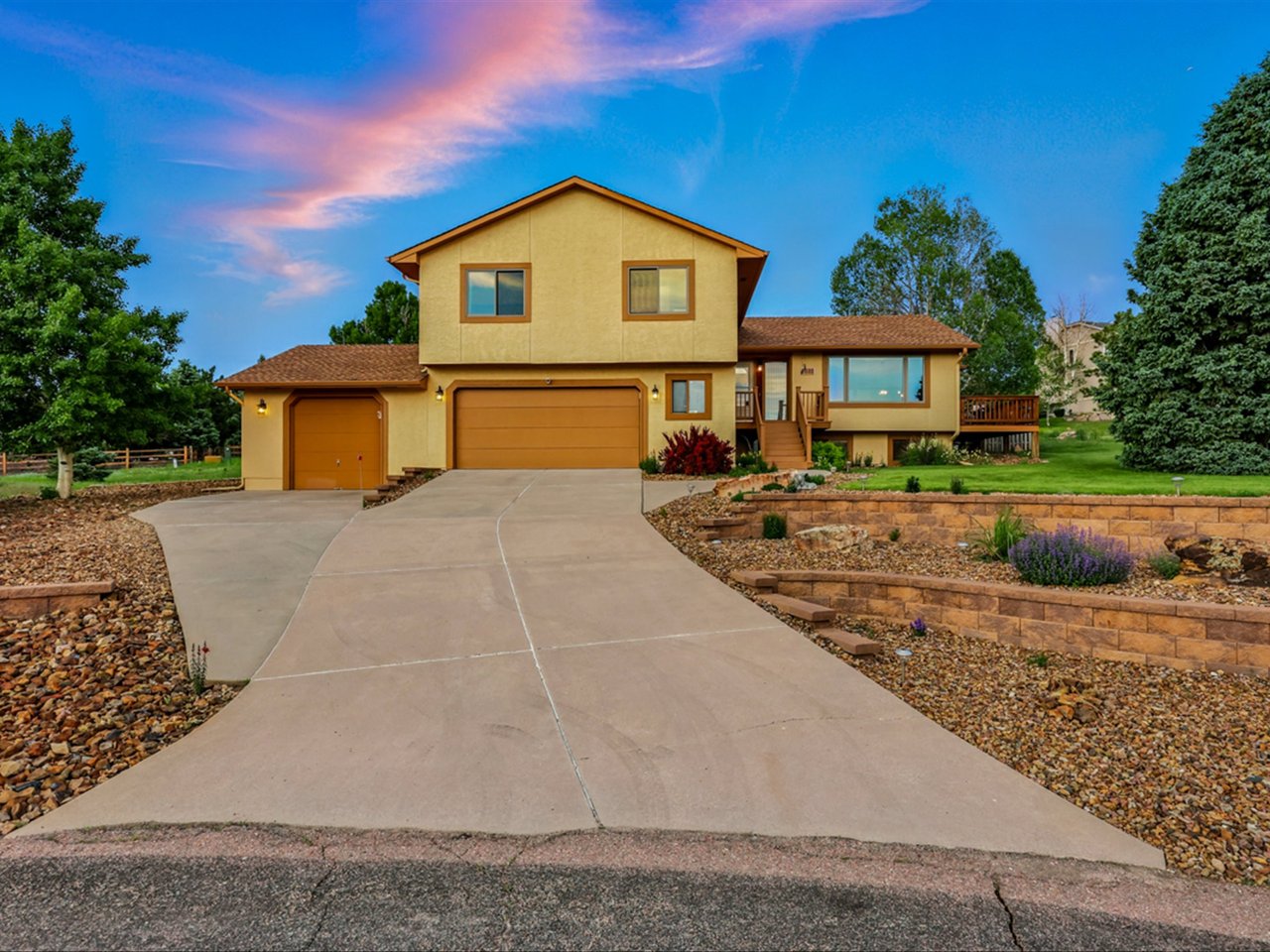 440 Torrey Pines Way