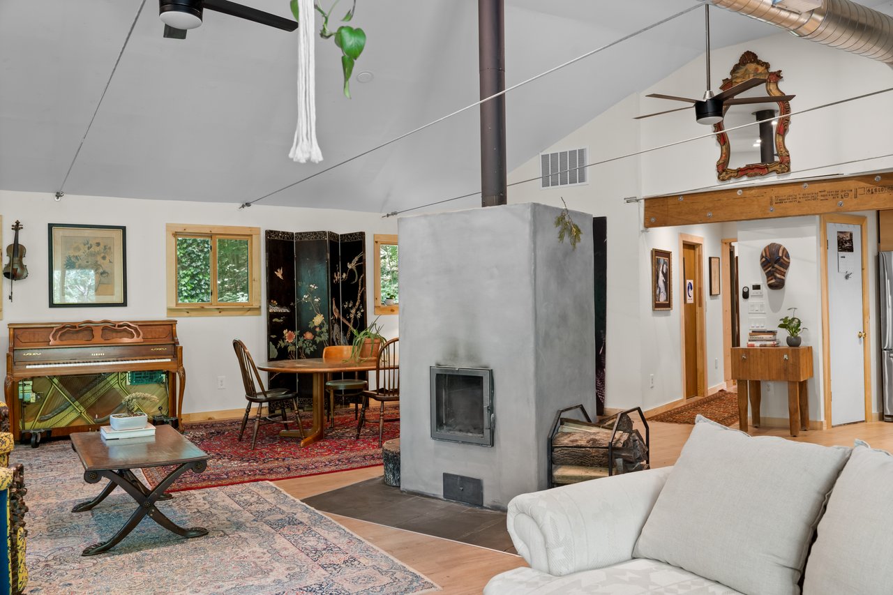 122 Buffalo Hollow Rd
