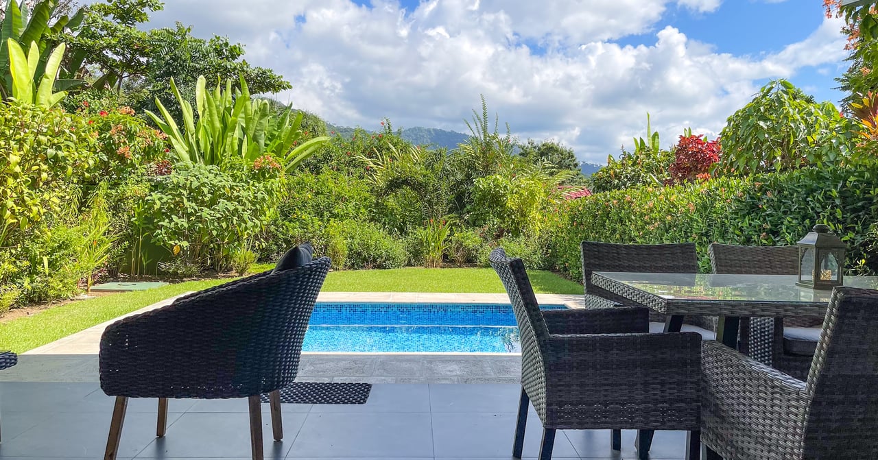 Gorgeous 2 Bedroom Villa with Mountain View