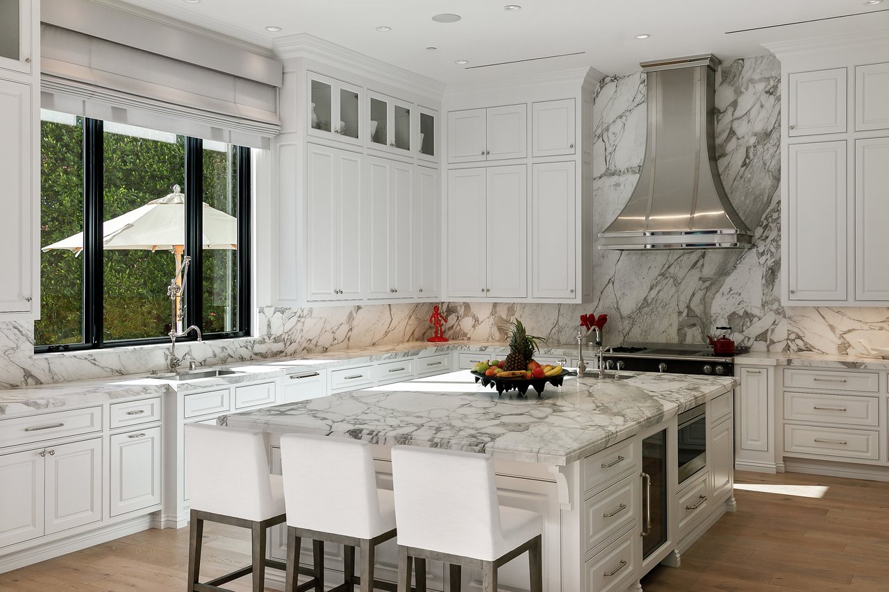 9520 Hidden Valley Rd, Beverly Hills
