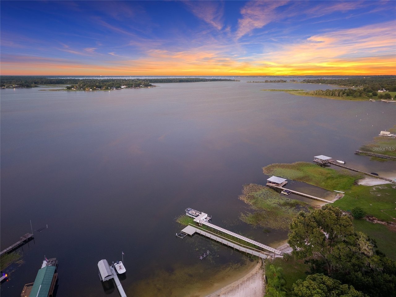 10745 SE Sunset Harbor Rd