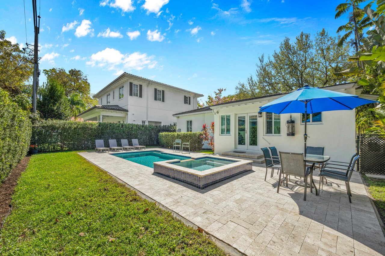 Charming Pool Home at 1005 Columbus Blvd