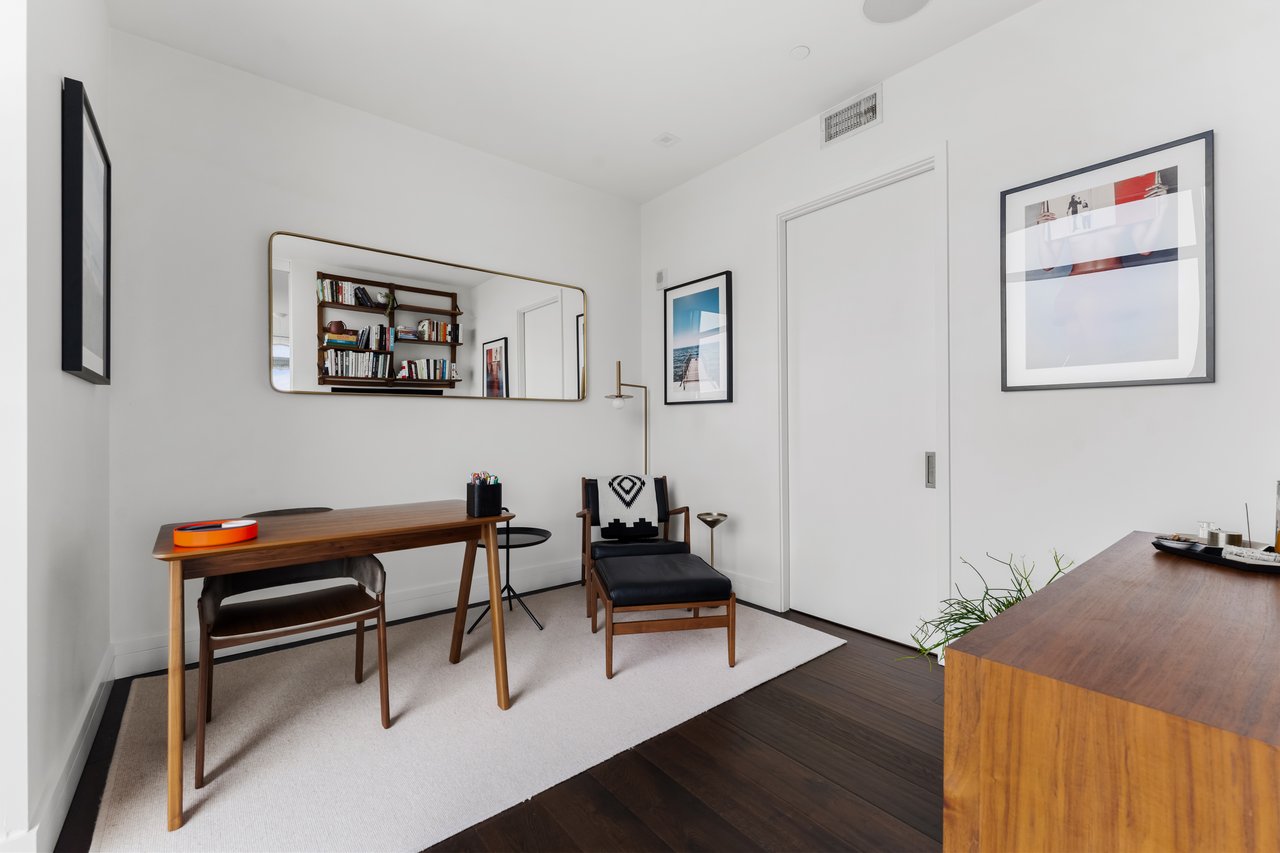 501 West Ave #704