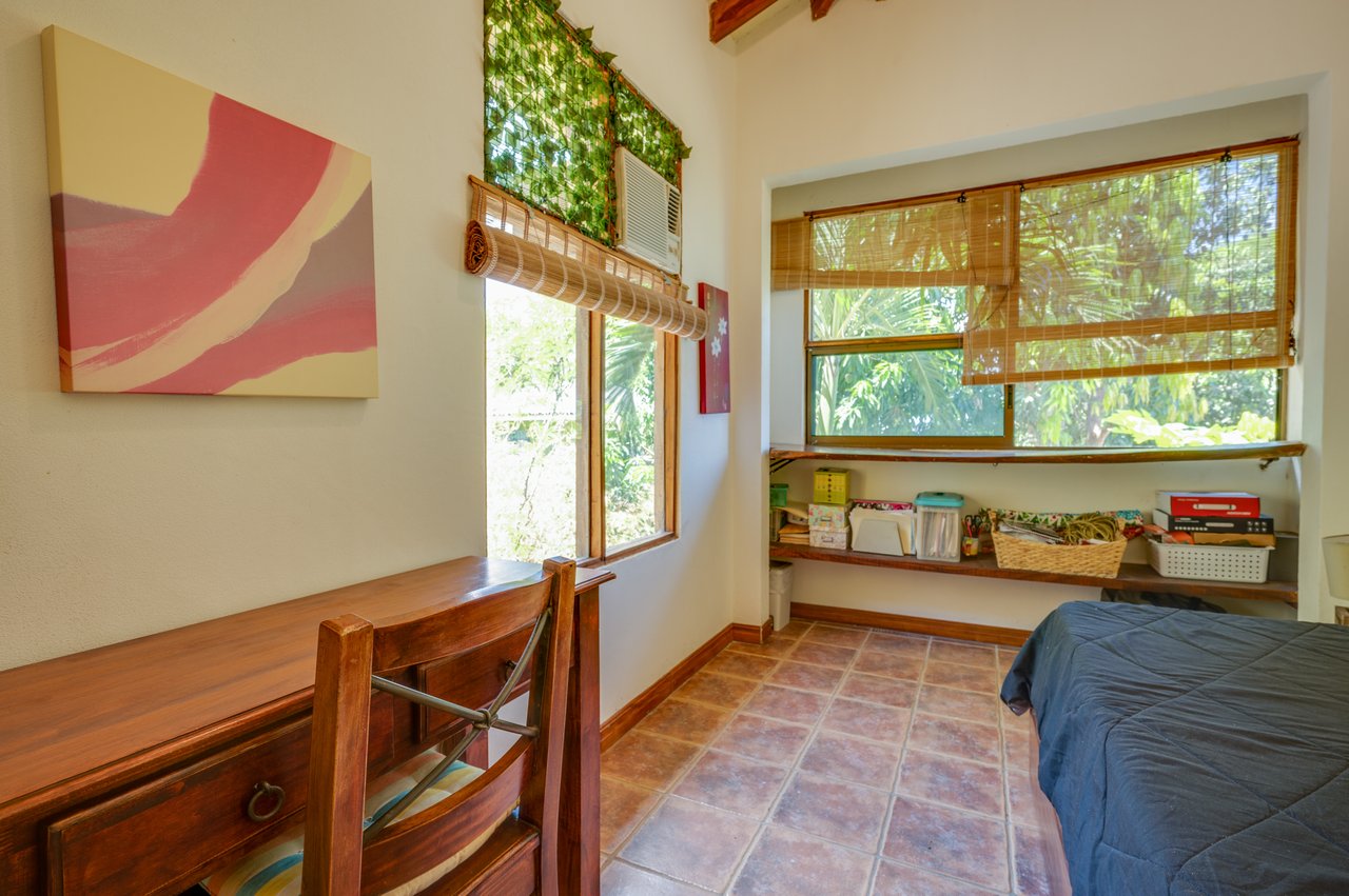 Casa Marazul | Ocean-View 5-Bedroom Home with Guest House & Infinity Pool near Playa Prieta