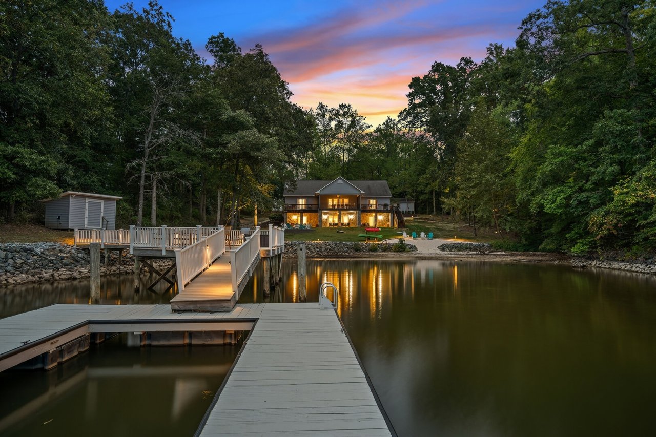 Barefoot Cove for NYE