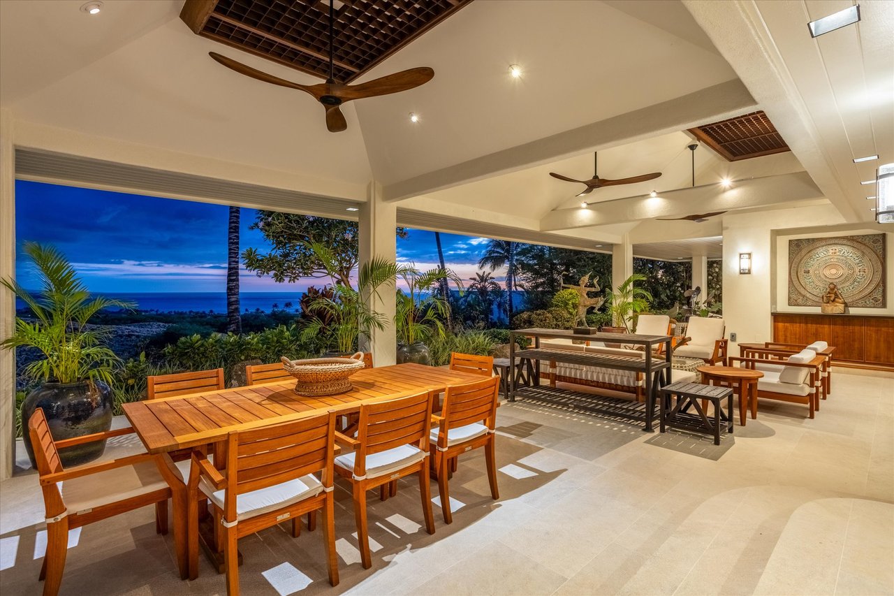 EXCEPTIONAL 5,456 SQ FT RESIDENCE - MAUNA KEA RESORT - $9,750,000 - RENOWNED KOHALA COAST BIG ISLAND