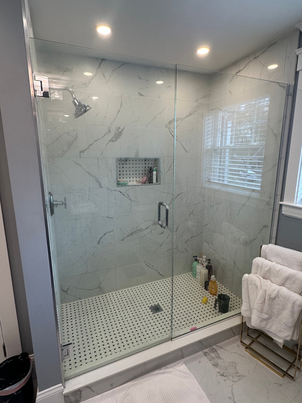 53 Old Mystic St, Arlington