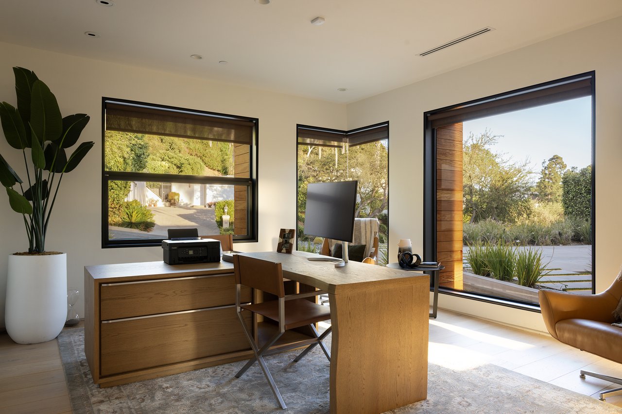 455 Castle Pl, Beverly Hills