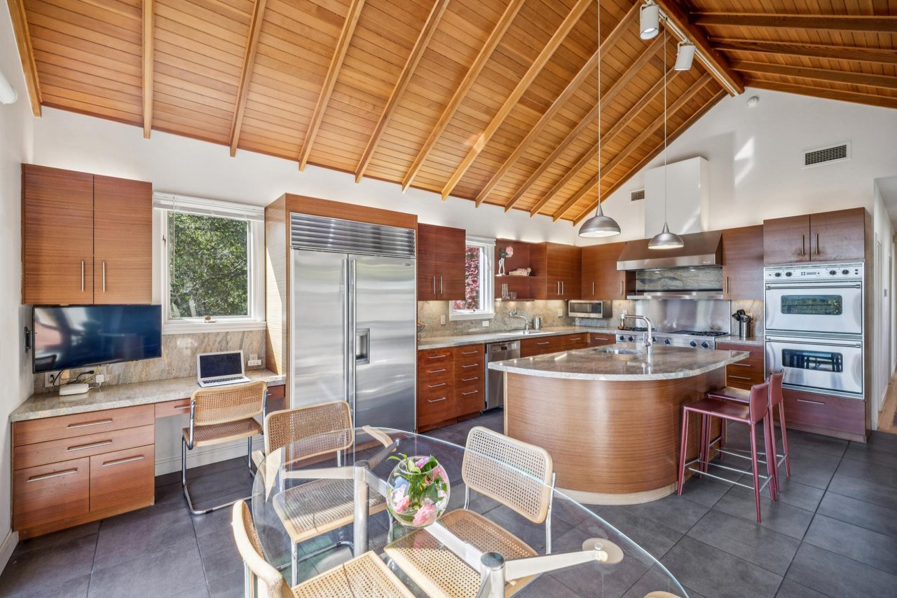 10 Maoli Drive, San Rafael