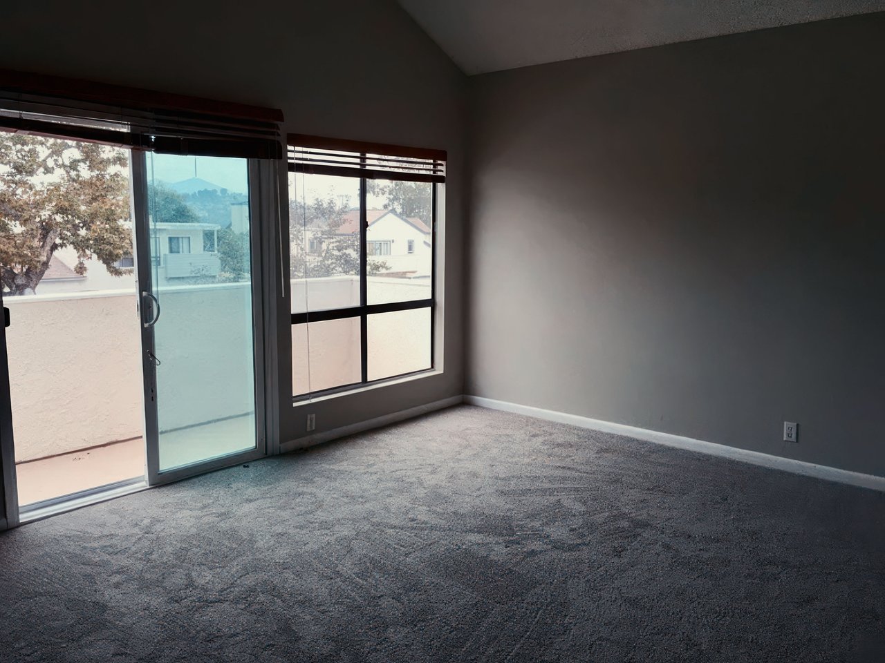24096 Paseo Corona