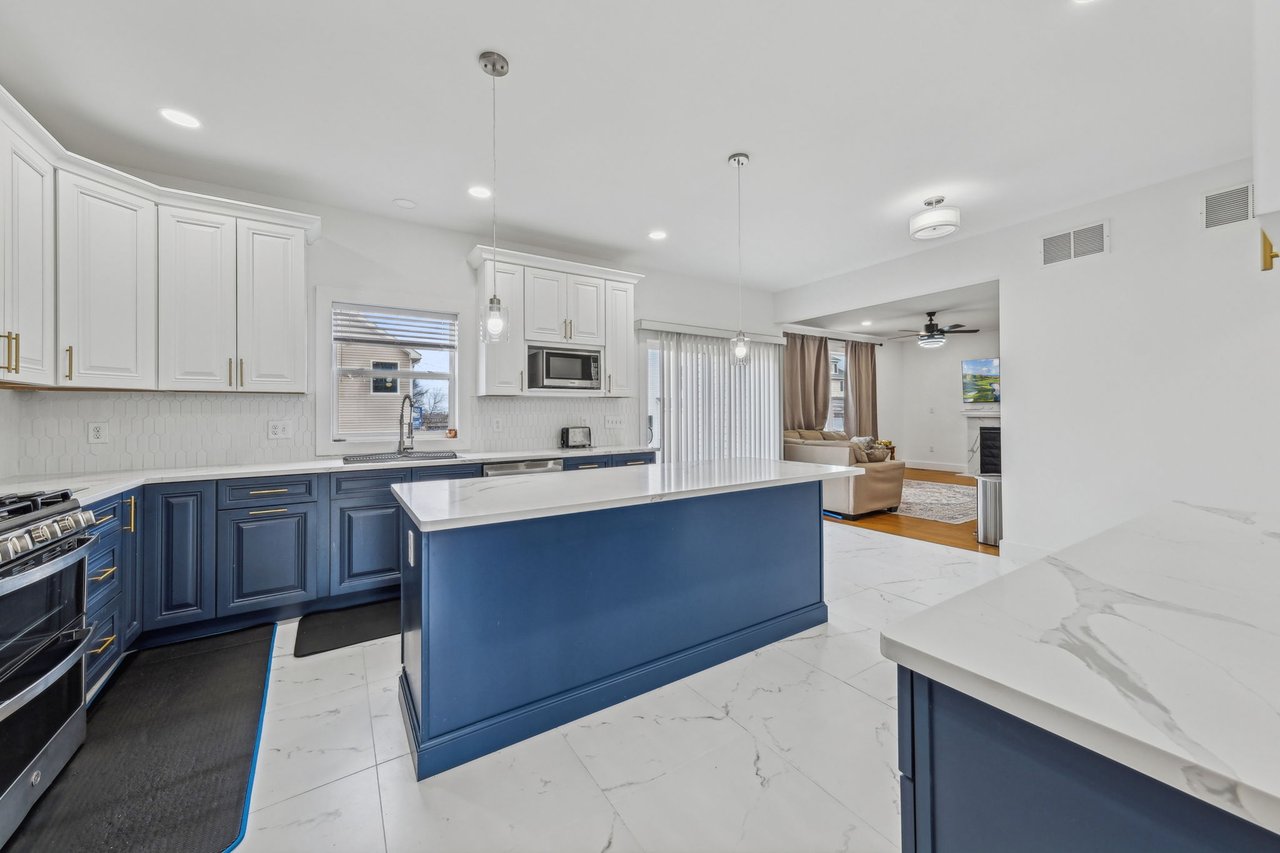 21 Kearney Ave