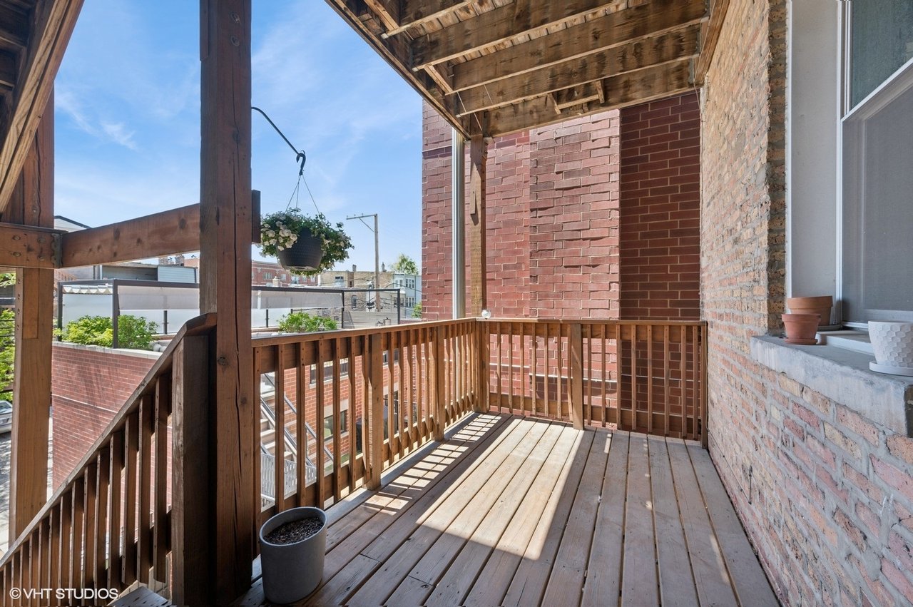 1433 W Cuyler 
