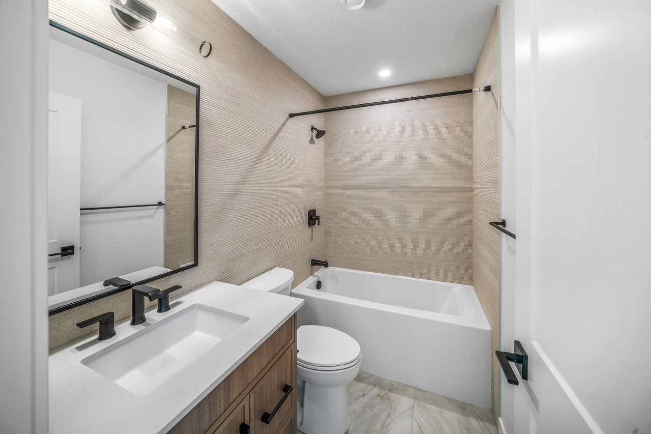 10 Cascade Ridge Unit: 205