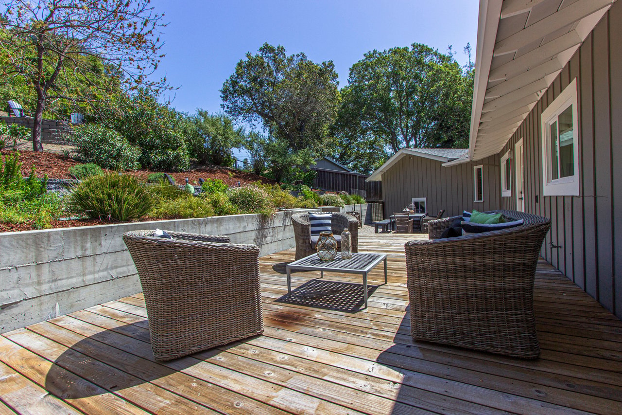 14 Scenic Ct