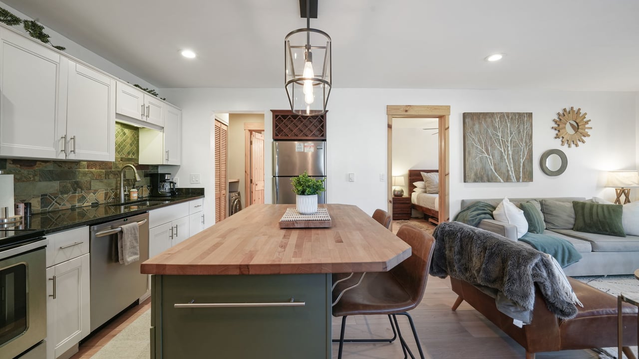 2025 Canyons Resort Dr #C2